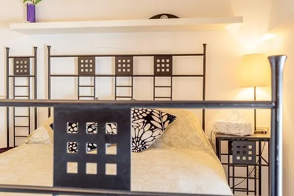 Bed & Breakfast Mister Green Puebla de Sancho Pérez